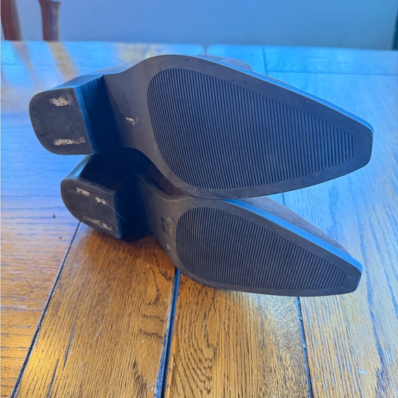 Stuart Weitzman Kai Bootie size 8 - Picture 3 of 7